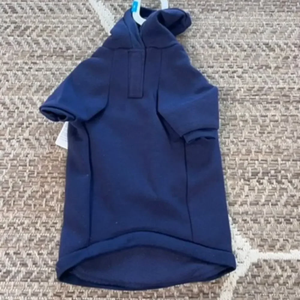 Top Paw dog hooded shirt Sz S